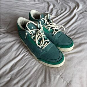 Nina Chanel Jordan 4 Green